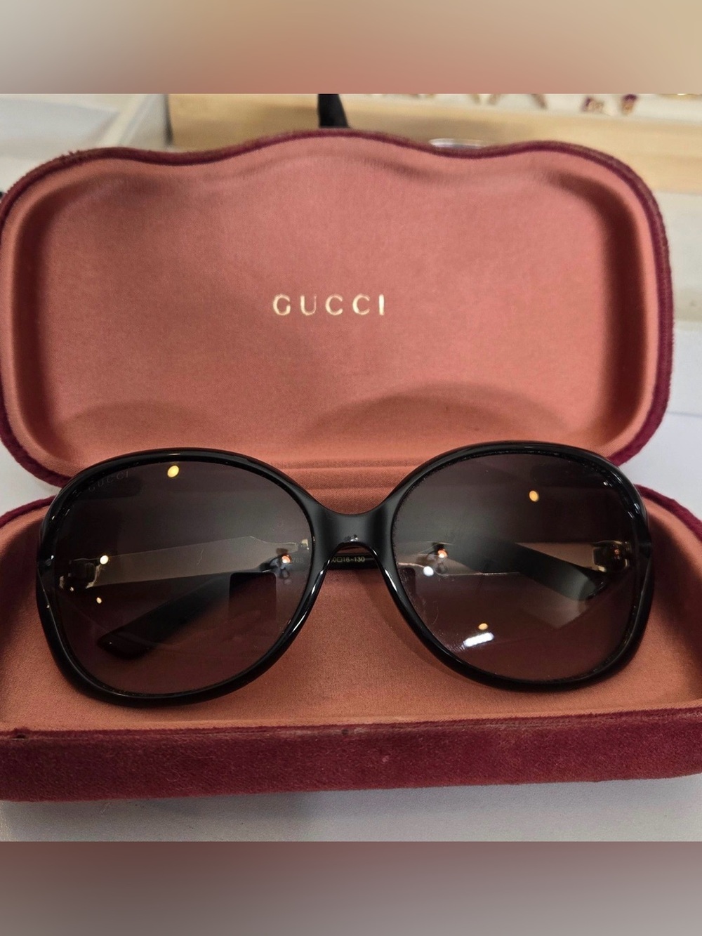Gucci Black Gradient Round Women's Sunglasses
